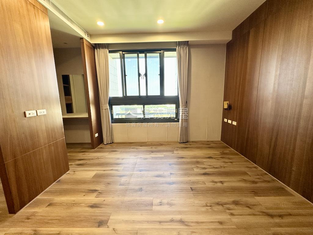 榮總高樓層景觀雙Ｂ１平車房屋室內格局與周邊環境