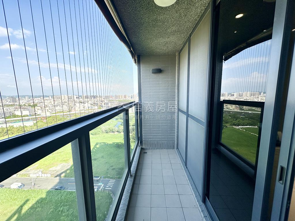榮總高樓層景觀雙Ｂ１平車房屋室內格局與周邊環境