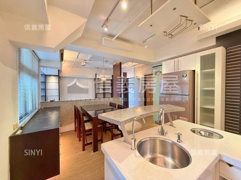 莎士比亞精裝兩房視野戶房屋室內格局與周邊環境