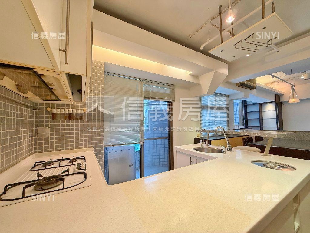 莎士比亞精裝兩房視野戶房屋室內格局與周邊環境