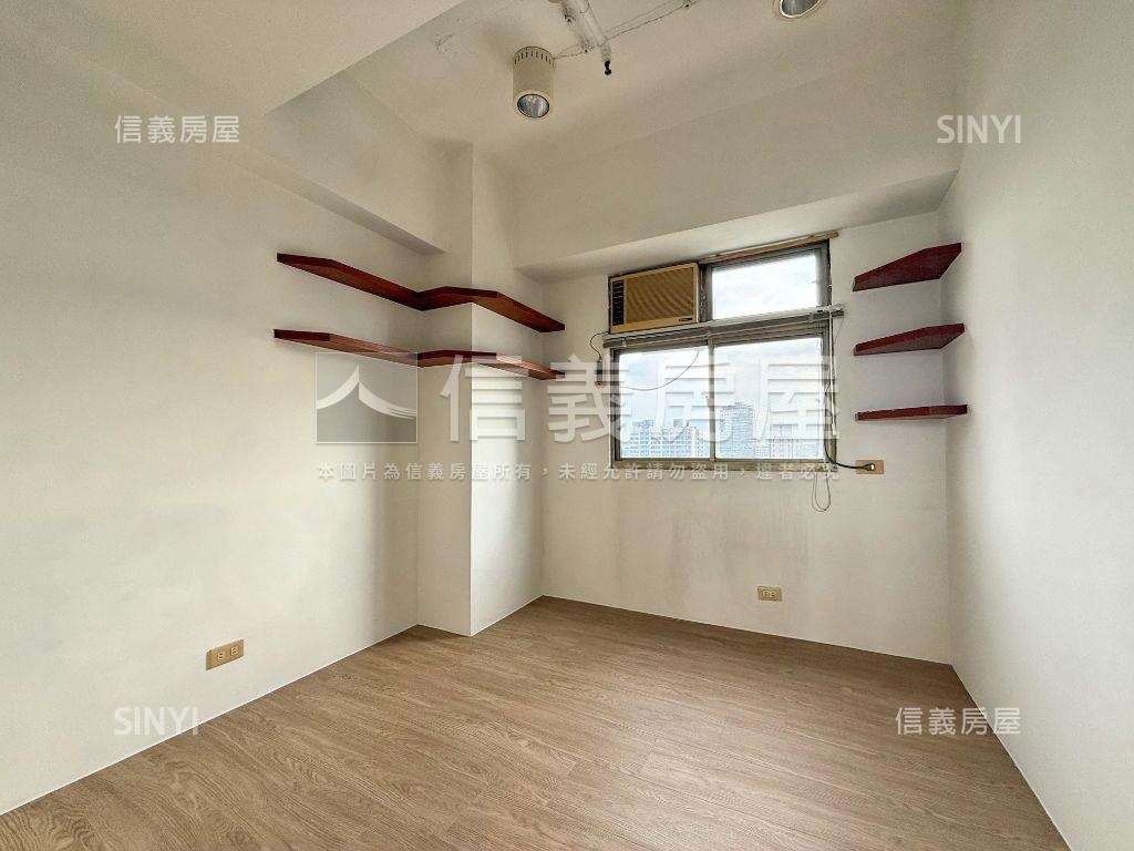 莎士比亞精裝兩房視野戶房屋室內格局與周邊環境