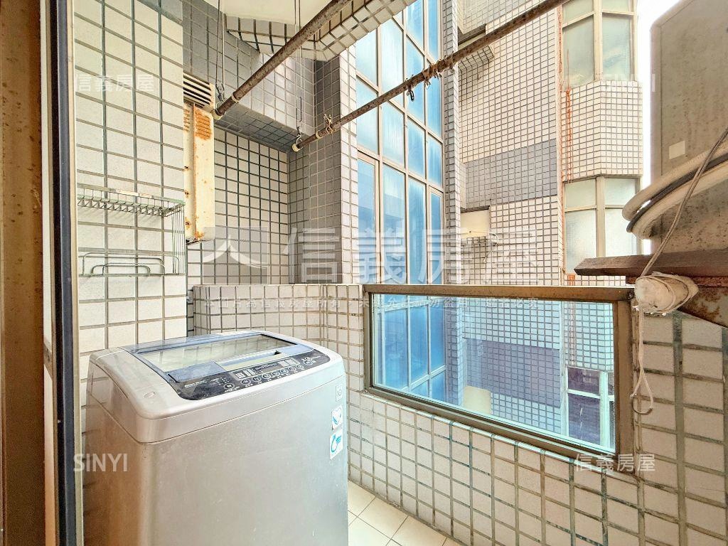 莎士比亞精裝兩房視野戶房屋室內格局與周邊環境