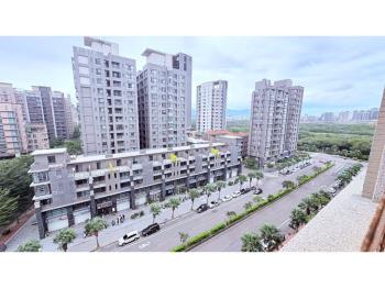 鴻觀十力美四房雙車位