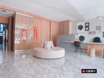 Ｈｓｔ會館藍天兩房平車