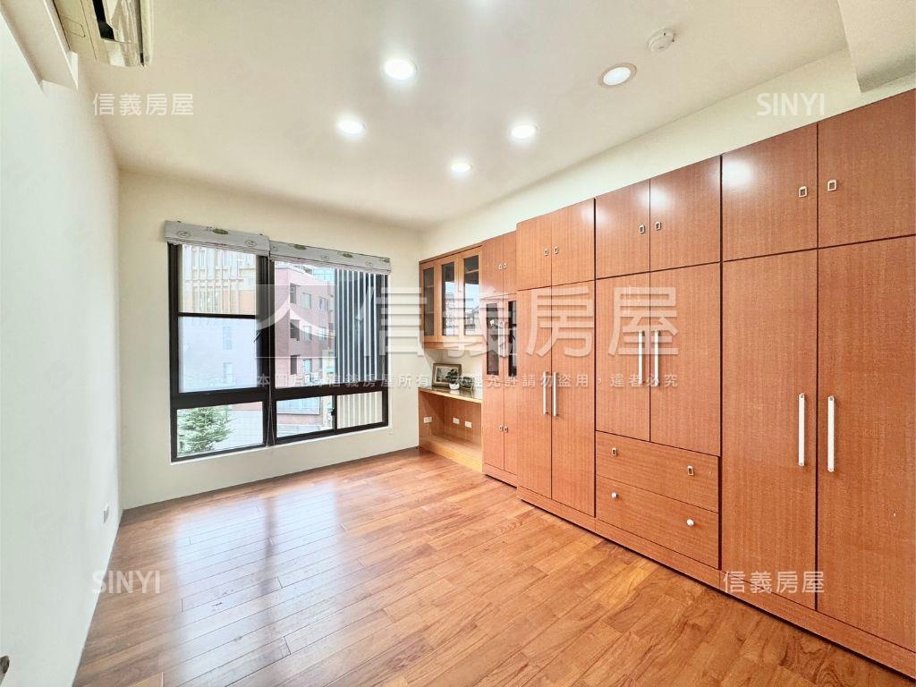 富廣樹梢視野四房雙平車位房屋室內格局與周邊環境