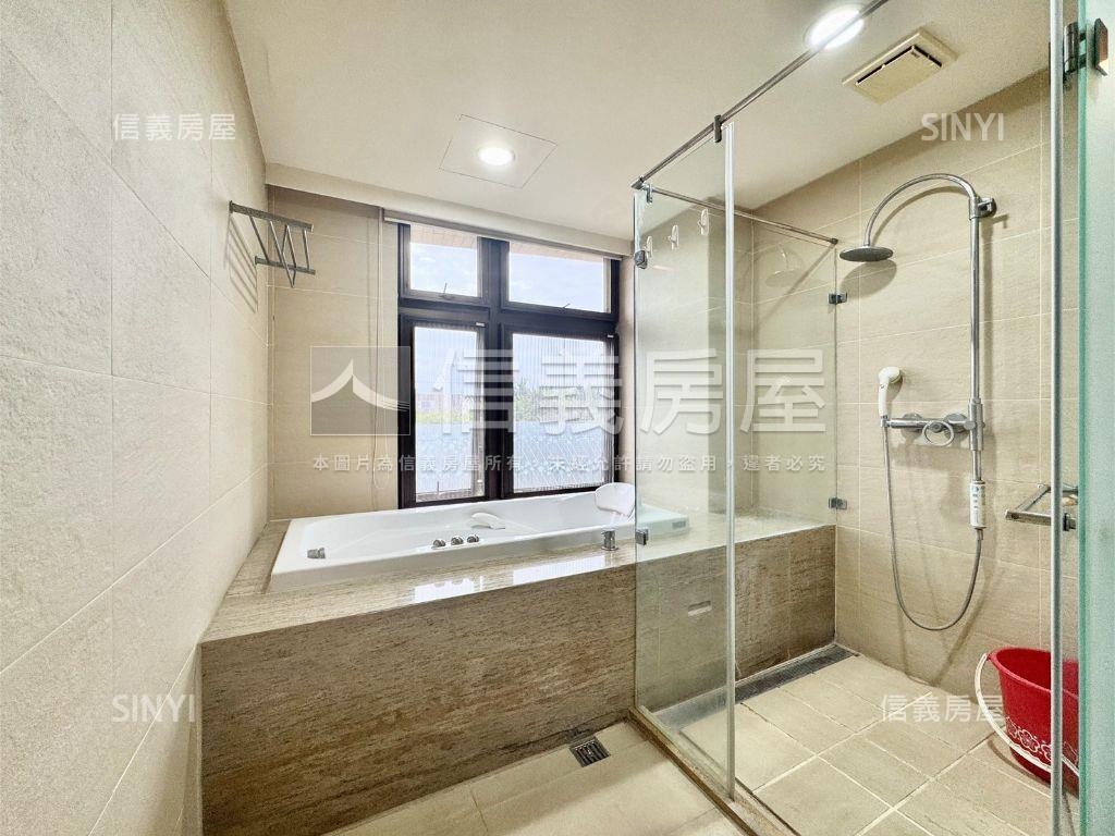 富廣樹梢視野四房雙平車位房屋室內格局與周邊環境