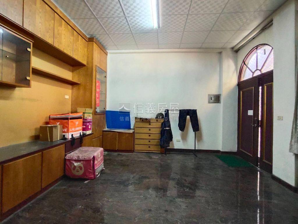 府前永福ＲＣ透天房屋室內格局與周邊環境