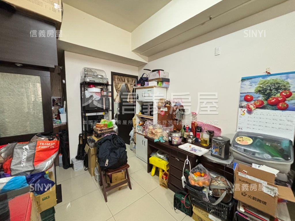 名軒馬吉來四房車位房屋室內格局與周邊環境