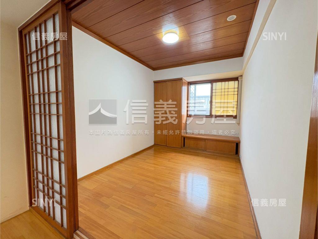 儷景雙星，私藏三房平車房屋室內格局與周邊環境