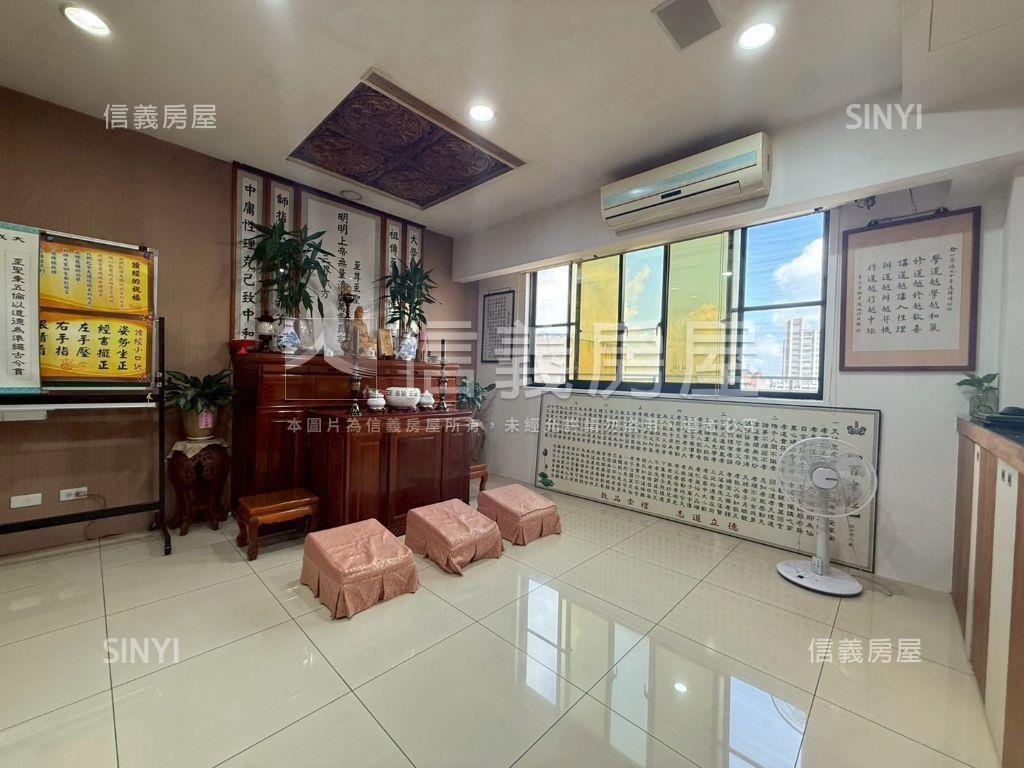 豐富家裝潢美三房車位房屋室內格局與周邊環境