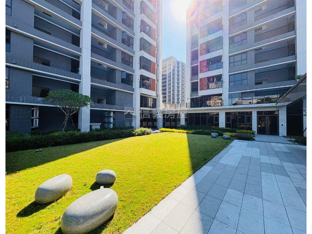 上謙城全新兩房車雙衛房屋室內格局與周邊環境