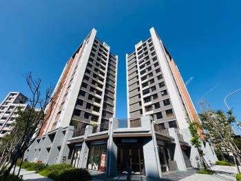 上謙城全新兩房車雙衛
