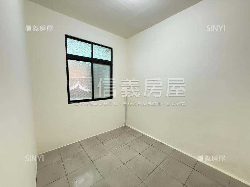阿嬤起家厝房屋室內格局與周邊環境