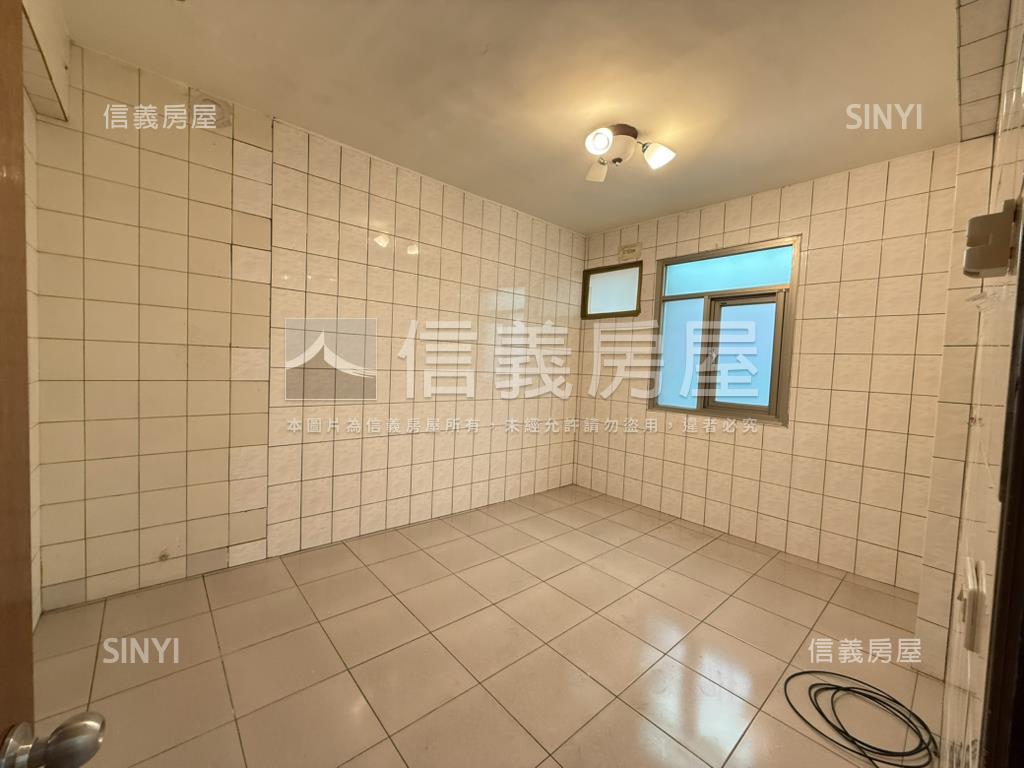 阿嬤起家厝房屋室內格局與周邊環境