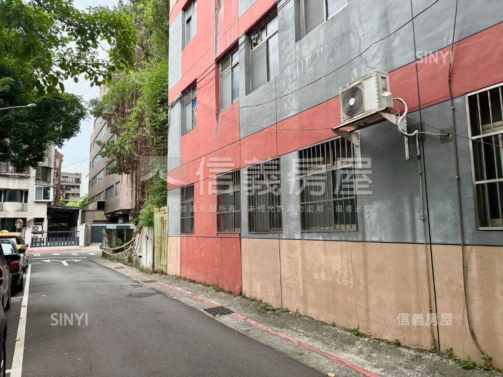 圓山捷運靜巷一樓稀有釋出房屋室內格局與周邊環境