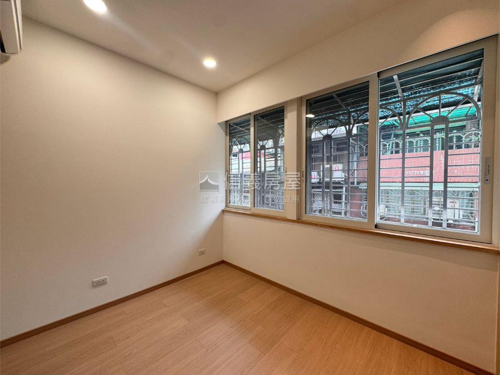 全室新裝潢免爬高二樓公寓房屋室內格局與周邊環境