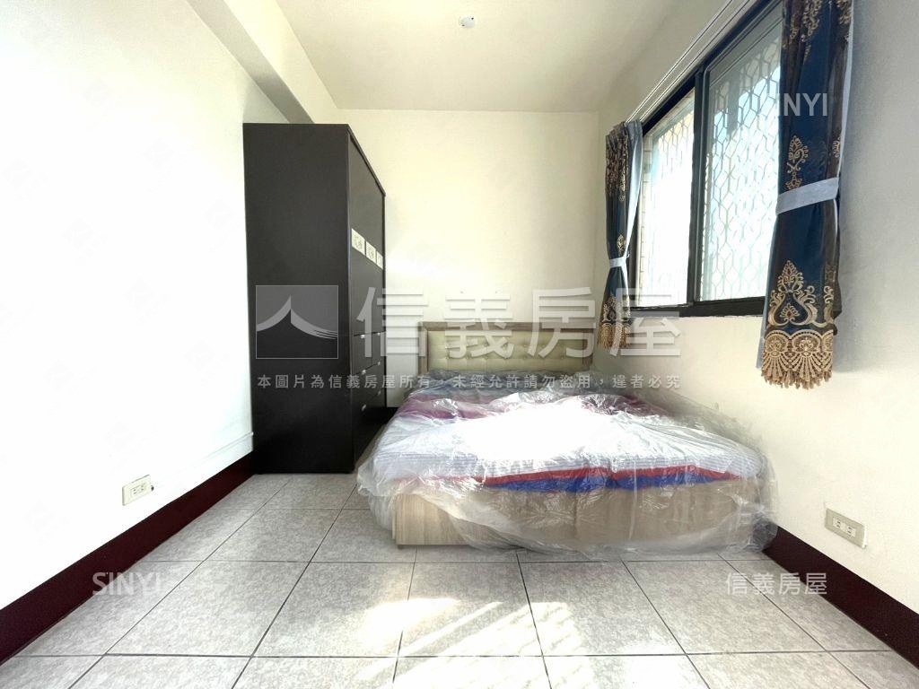 近火車站首購美宅附車位房屋室內格局與周邊環境