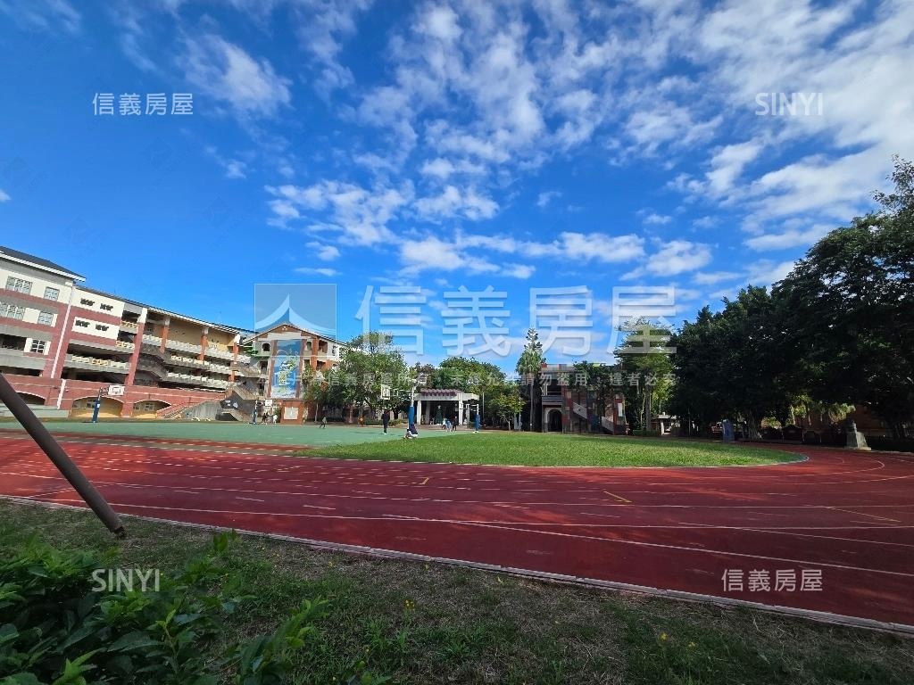 大龍精華透天房屋室內格局與周邊環境