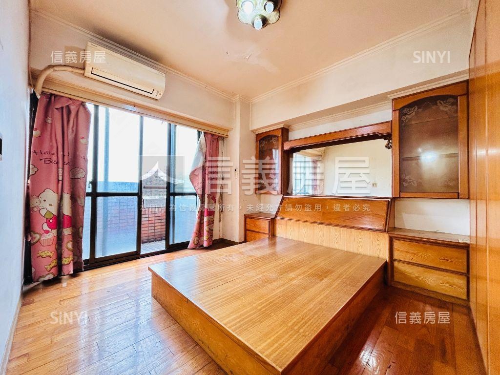 稀有樓中樓電梯大空間房屋室內格局與周邊環境