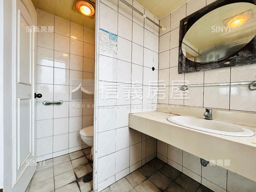 稀有樓中樓電梯大空間房屋室內格局與周邊環境