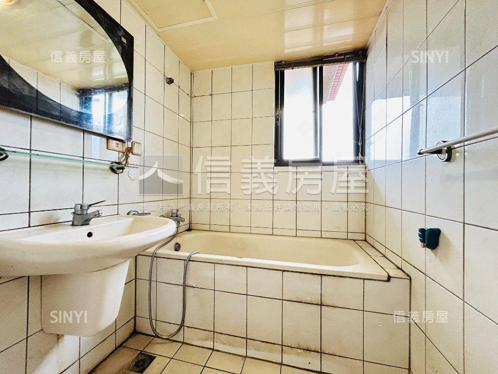 稀有樓中樓電梯大空間房屋室內格局與周邊環境