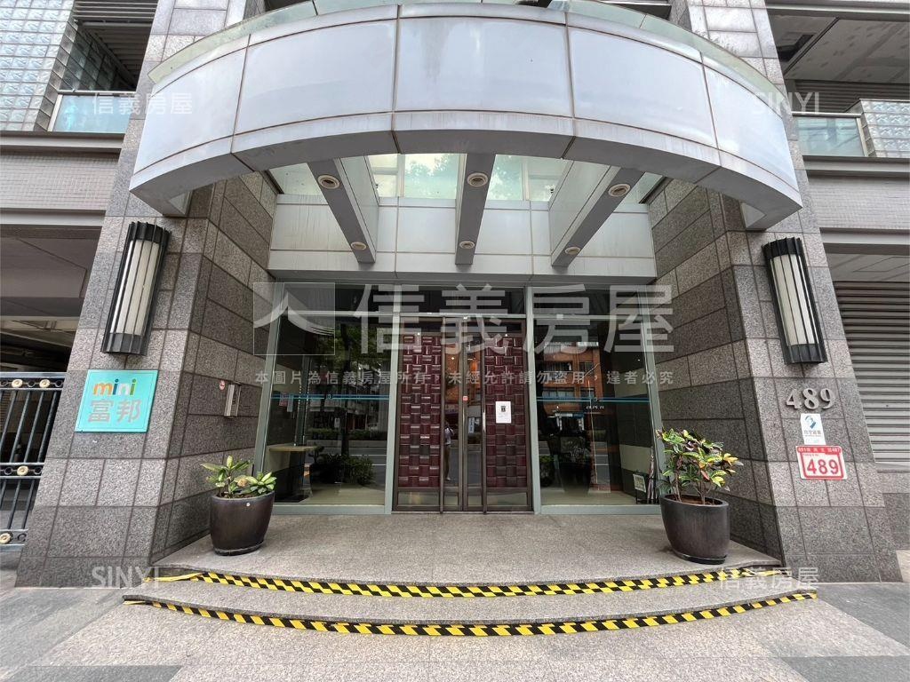 近捷運套房～ｍｉｎｉ富邦房屋室內格局與周邊環境