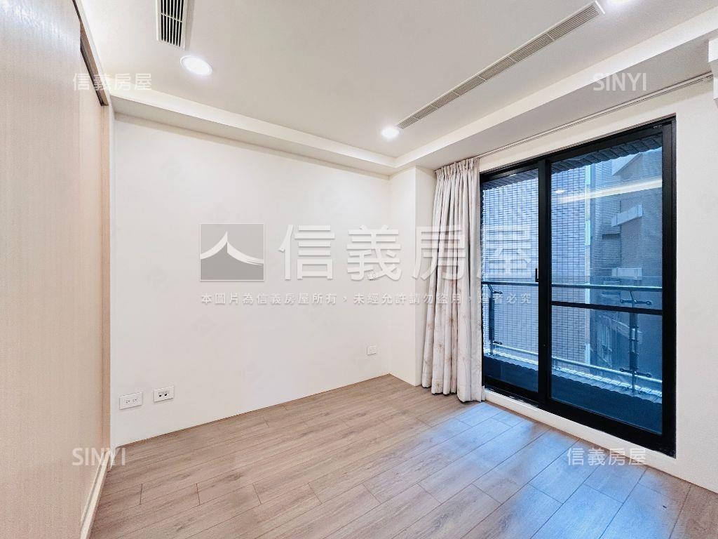 陸昇威登雙主臥豪邸房屋室內格局與周邊環境