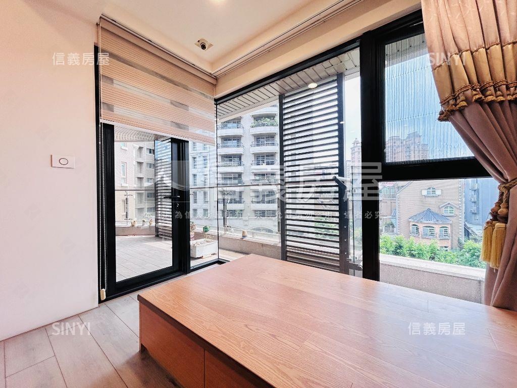 陸昇威登雙主臥豪邸房屋室內格局與周邊環境
