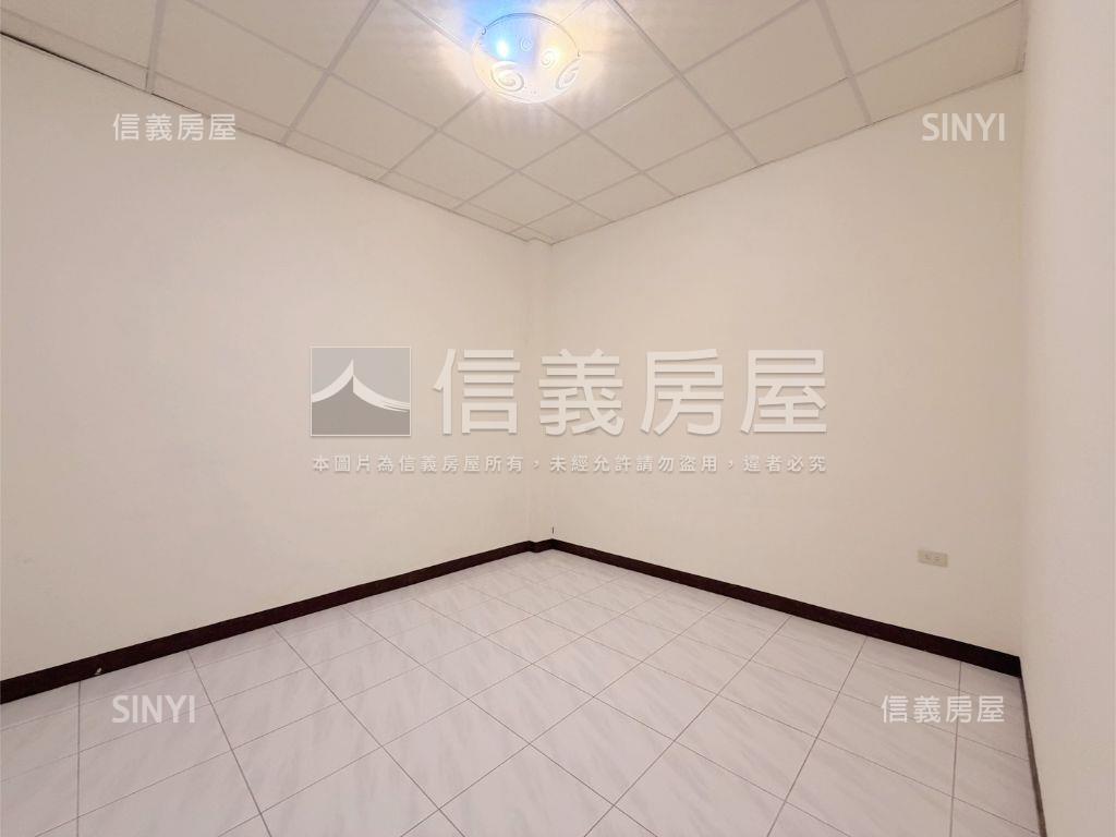 近漢神！臨路美透天地皮房屋室內格局與周邊環境
