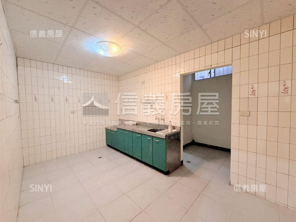 近漢神！臨路美透天地皮房屋室內格局與周邊環境