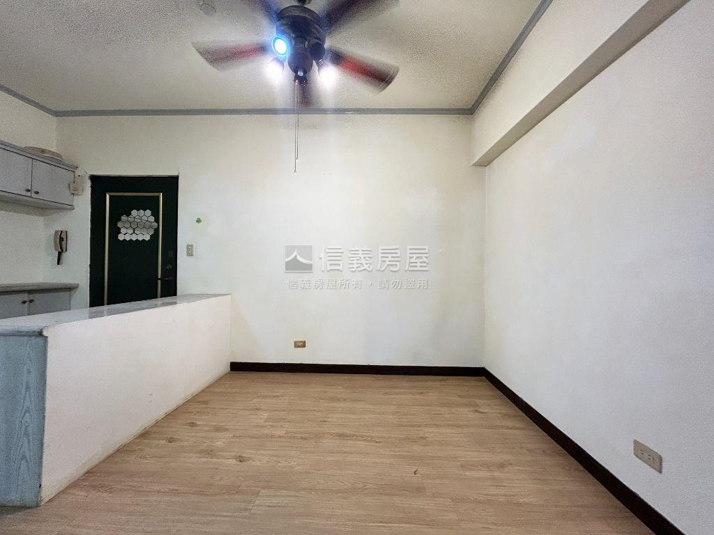 雙敦學區邊間４房管理大樓房屋室內格局與周邊環境