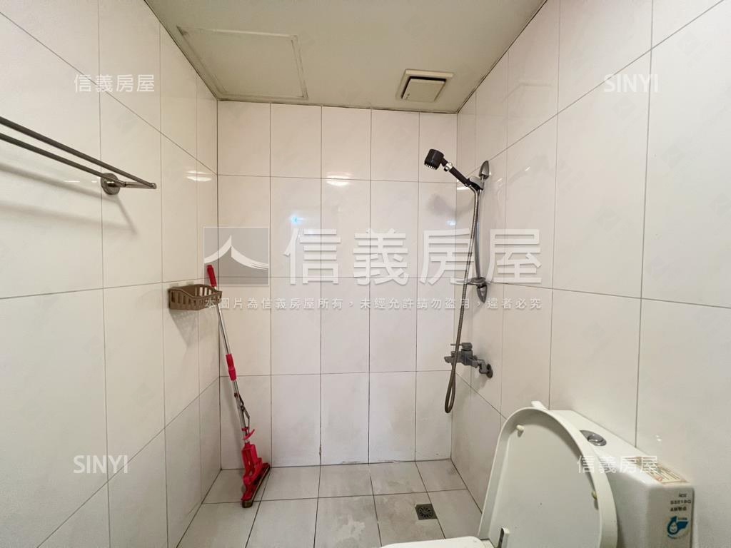 法國之星三房車位房屋室內格局與周邊環境