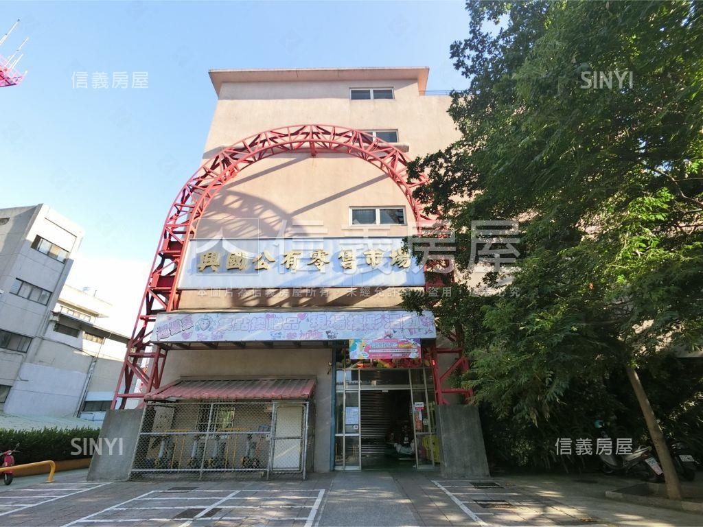 法國之星三房車位房屋室內格局與周邊環境