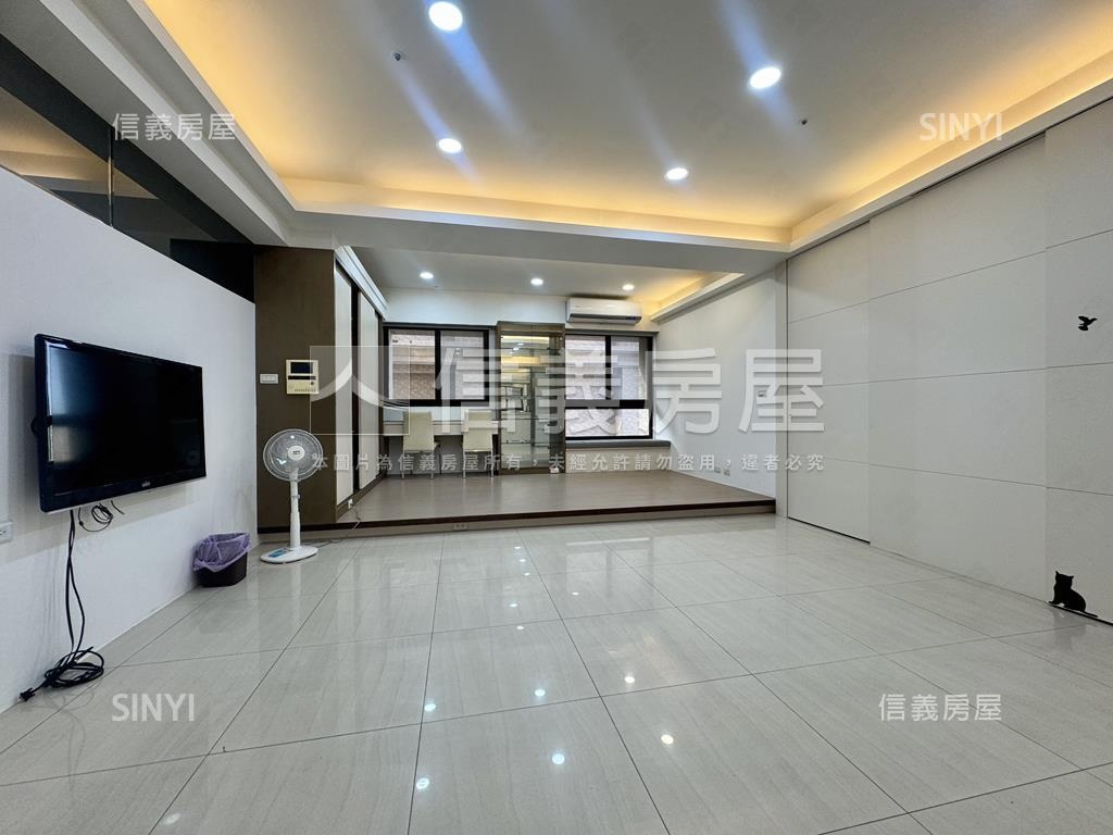 百達翡翠｜高樓美宅平車房屋室內格局與周邊環境