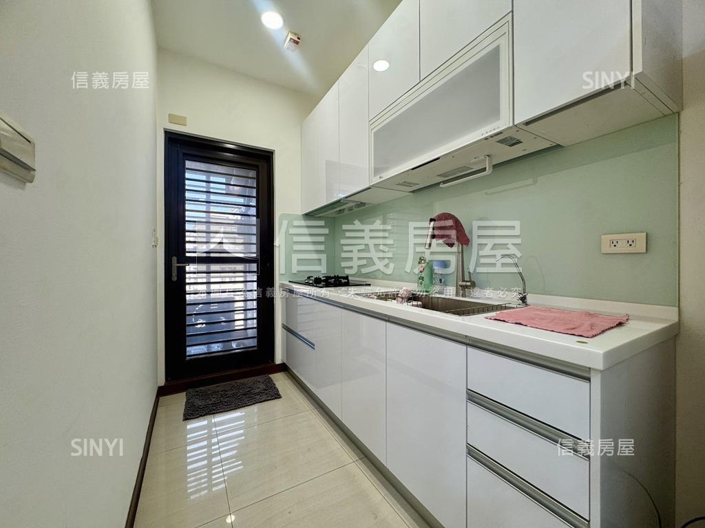 百達翡翠｜高樓美宅平車房屋室內格局與周邊環境