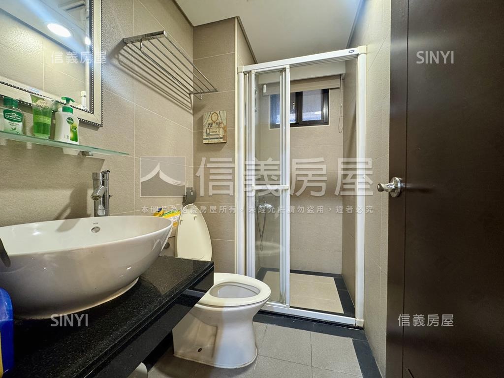 百達翡翠｜高樓美宅平車房屋室內格局與周邊環境