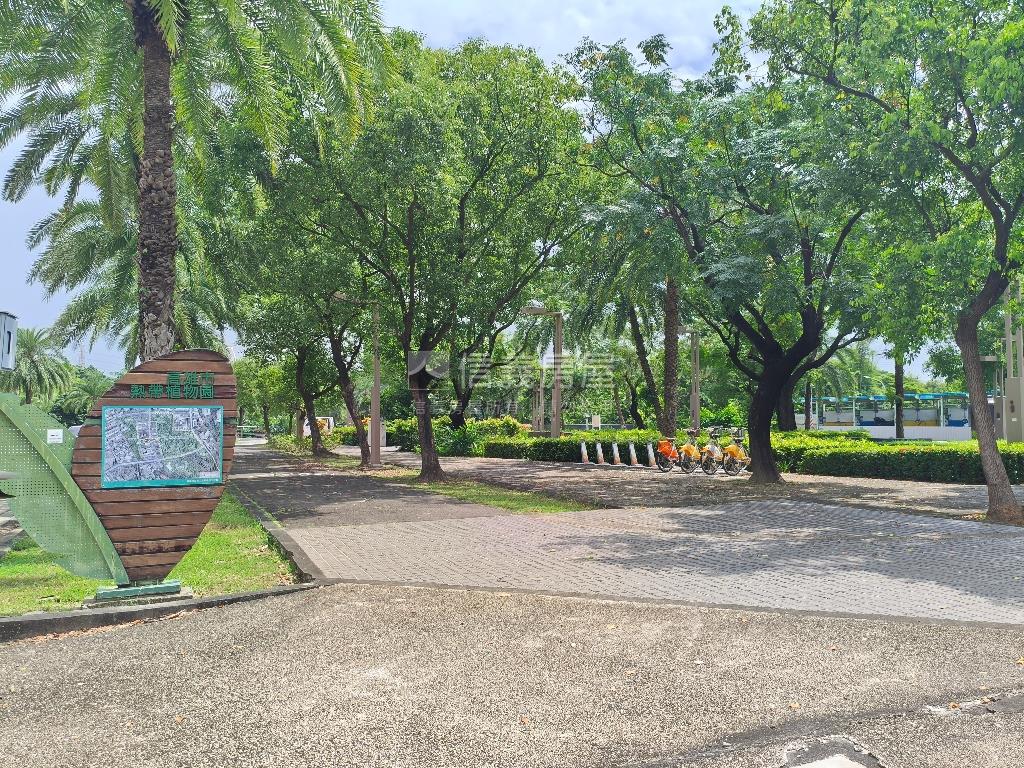 大坪頂運動公園旁角窗美地房屋室內格局與周邊環境