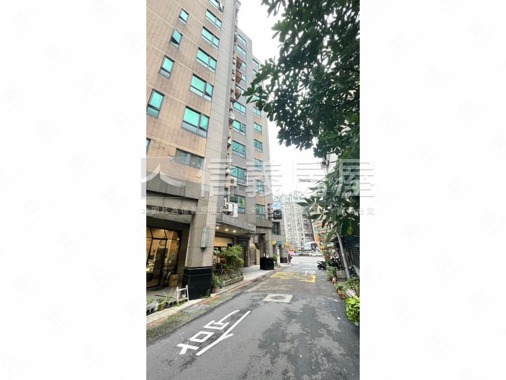 古亭捷運旁全天管理電梯房屋室內格局與周邊環境