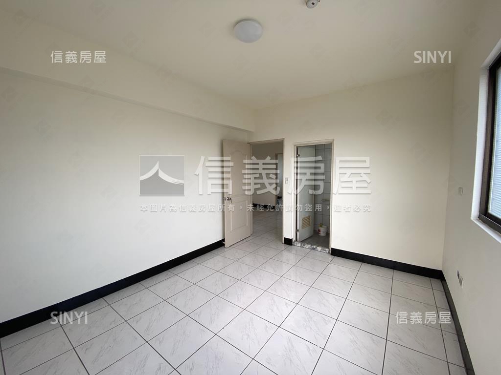 龍山路電梯邊間採光三房房屋室內格局與周邊環境