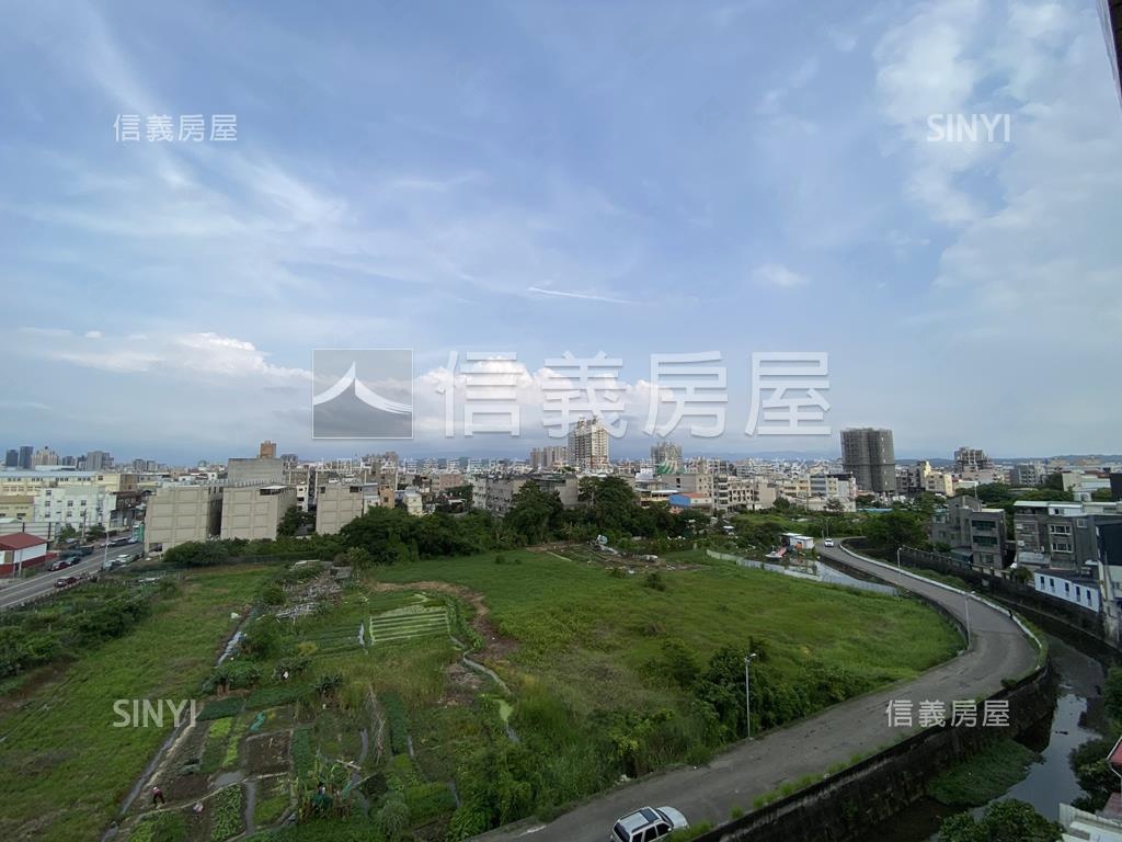 龍山路電梯邊間採光三房房屋室內格局與周邊環境