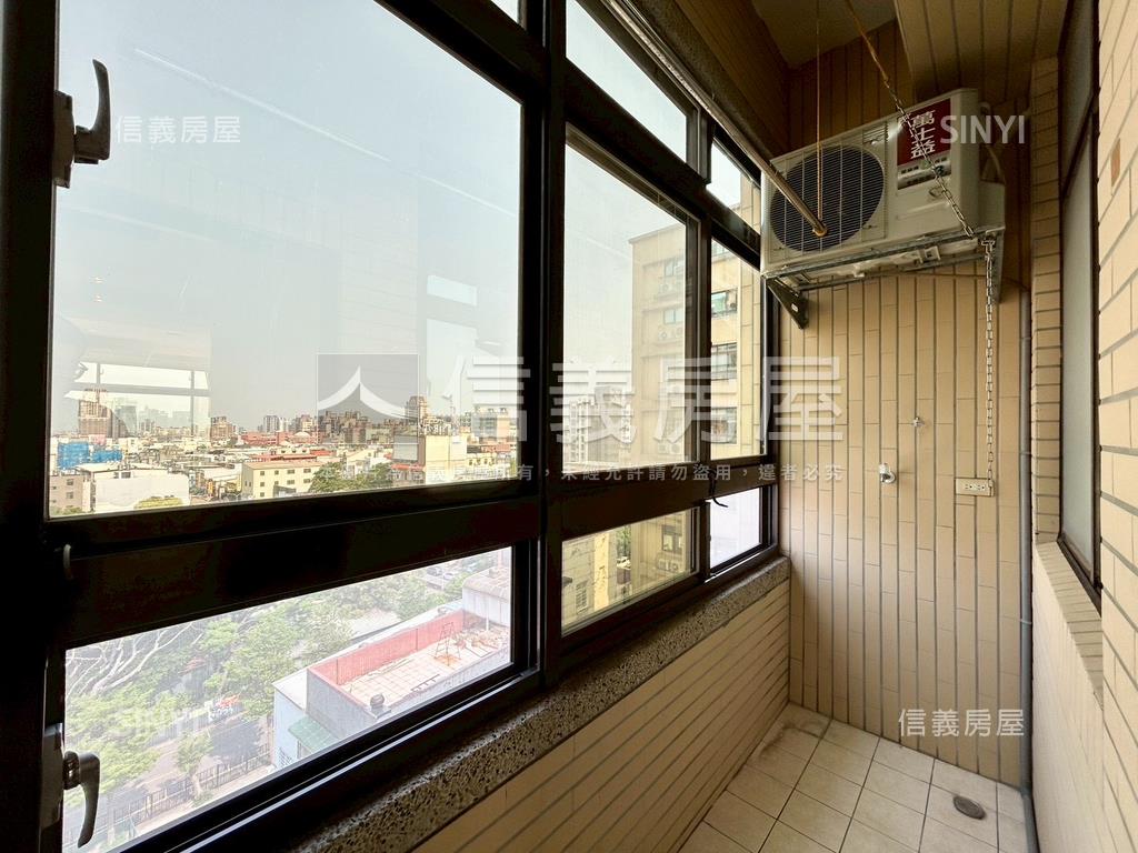 首璽長虹三房雙車位美屋房屋室內格局與周邊環境