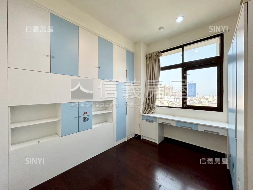 首璽長虹三房雙車位美屋房屋室內格局與周邊環境