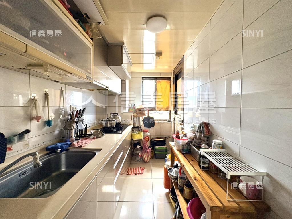 面中庭！麗池花園三房車位房屋室內格局與周邊環境