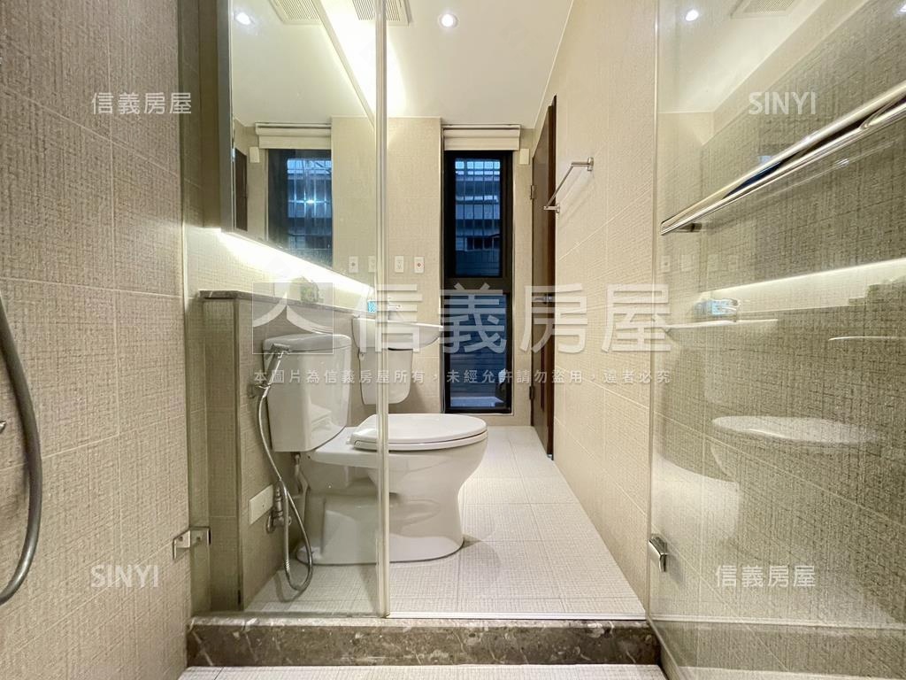 頂新特區質感讚優質車墅房屋室內格局與周邊環境