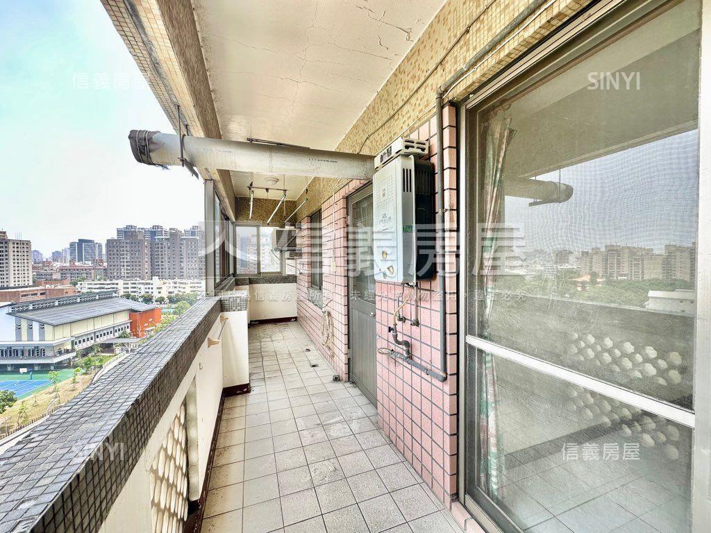 店長推薦虎嘯高樓視野四房房屋室內格局與周邊環境