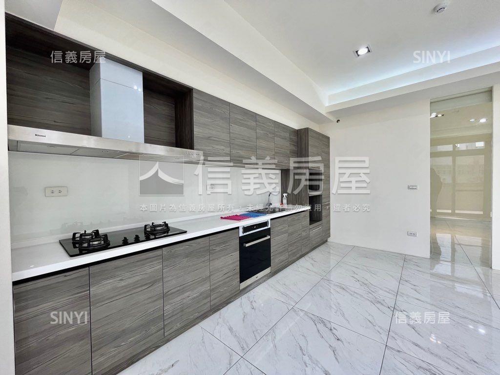 近勤美廣三帝王天廈露台戶房屋室內格局與周邊環境