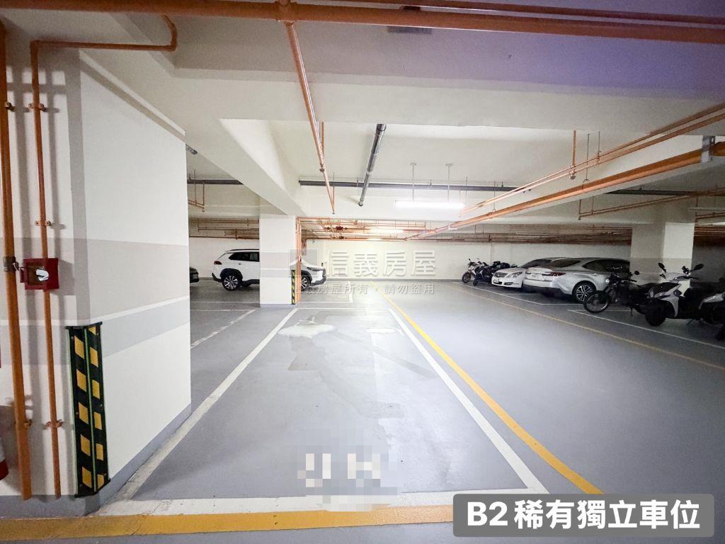 楠梓超值校園首排三房平車房屋室內格局與周邊環境
