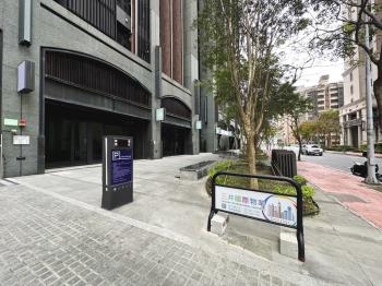 國賓大悅金雞母