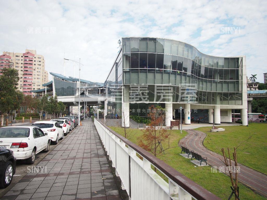 大湖名璽車位Ｂ房屋室內格局與周邊環境