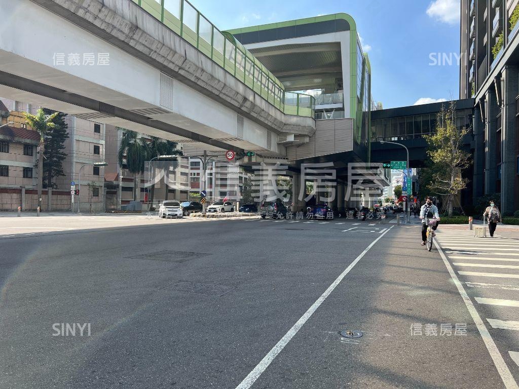 皇城帝寶．水湳大３房房屋室內格局與周邊環境